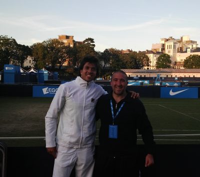 Llegó a Wimbledon pero no se olvida del club de barrio donde creció